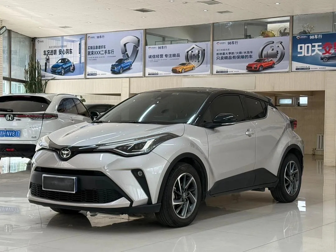 TOYOTA CHR 2022