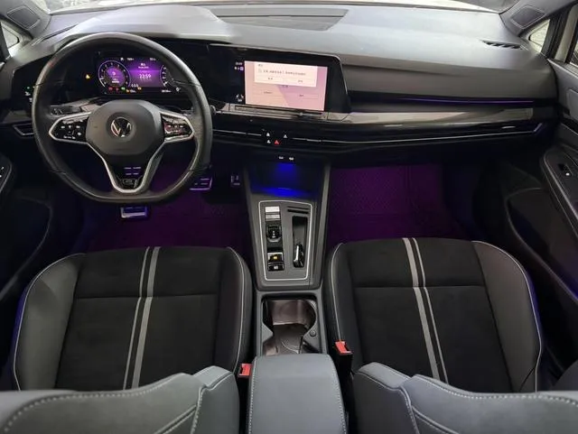 VW GOLF