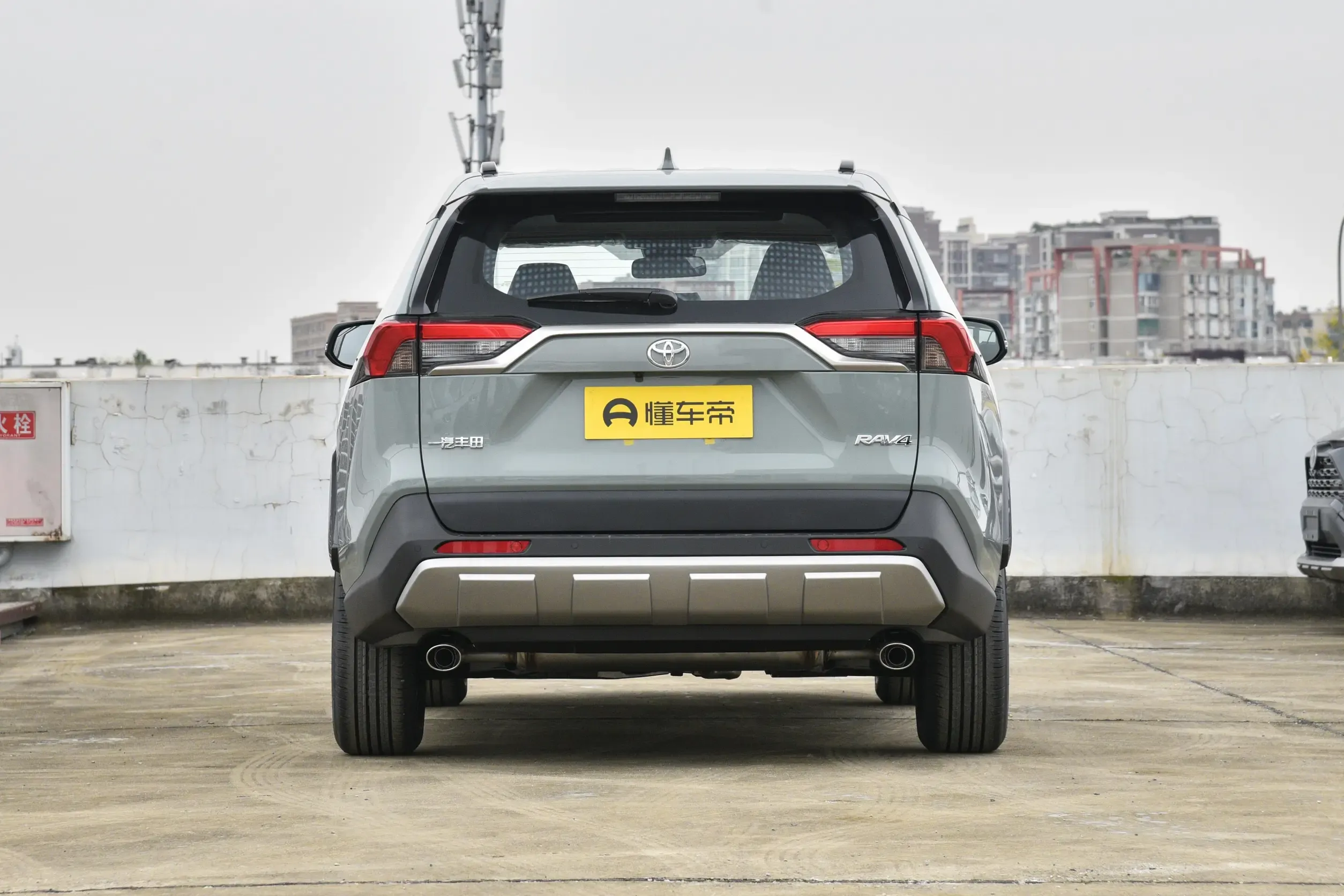 TOYOTA RAV