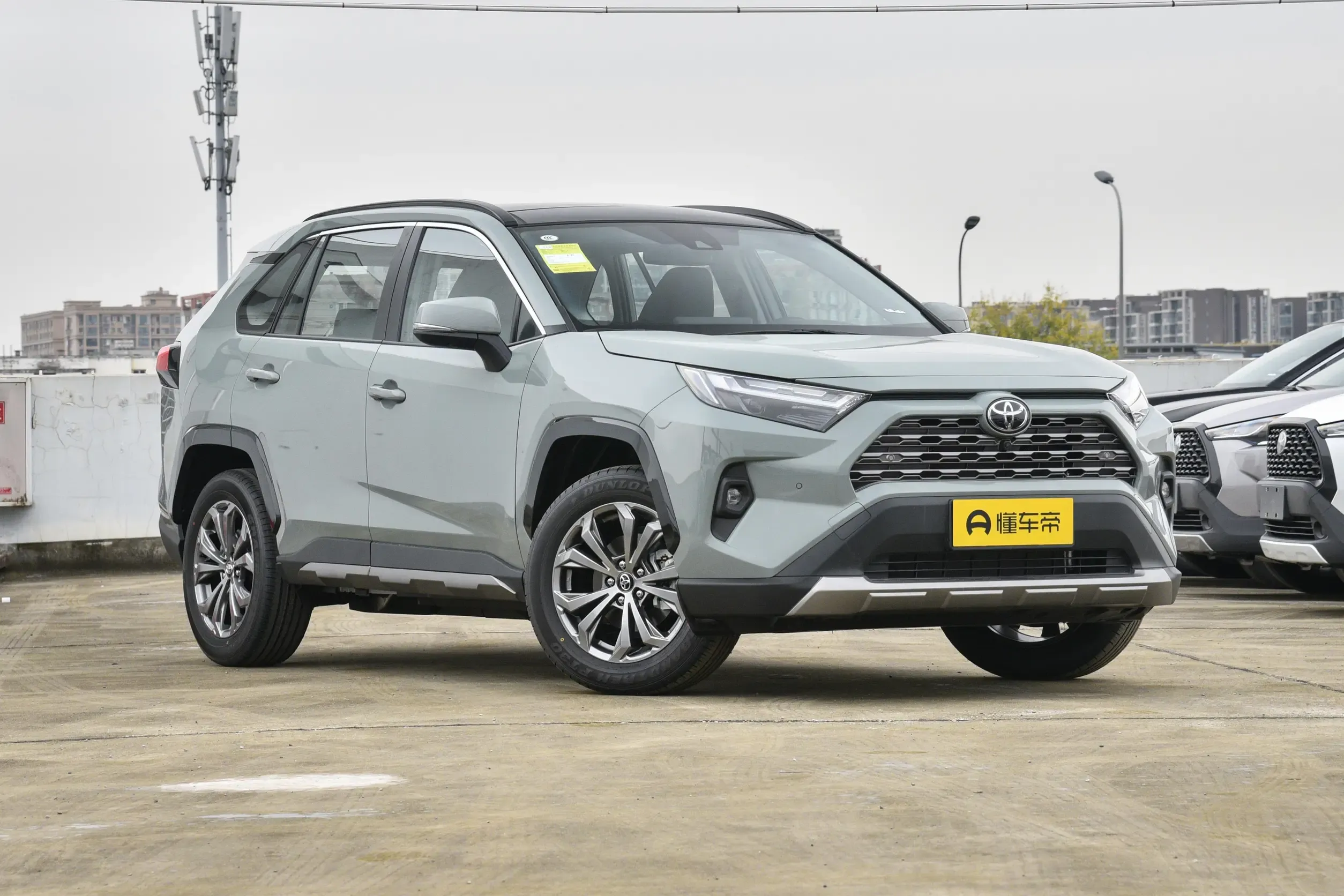 TOYOTA RAV