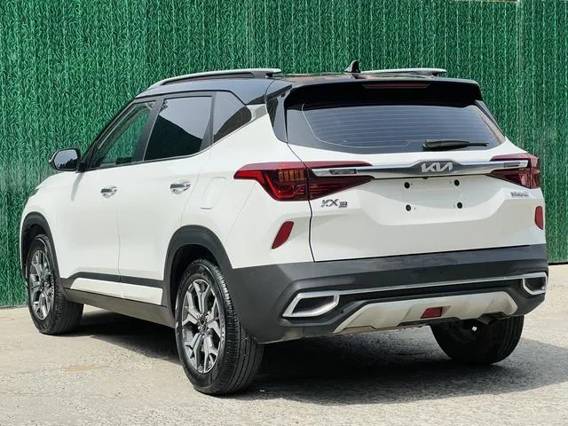 KIA KX3
