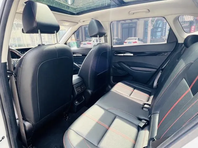 KIA KX3